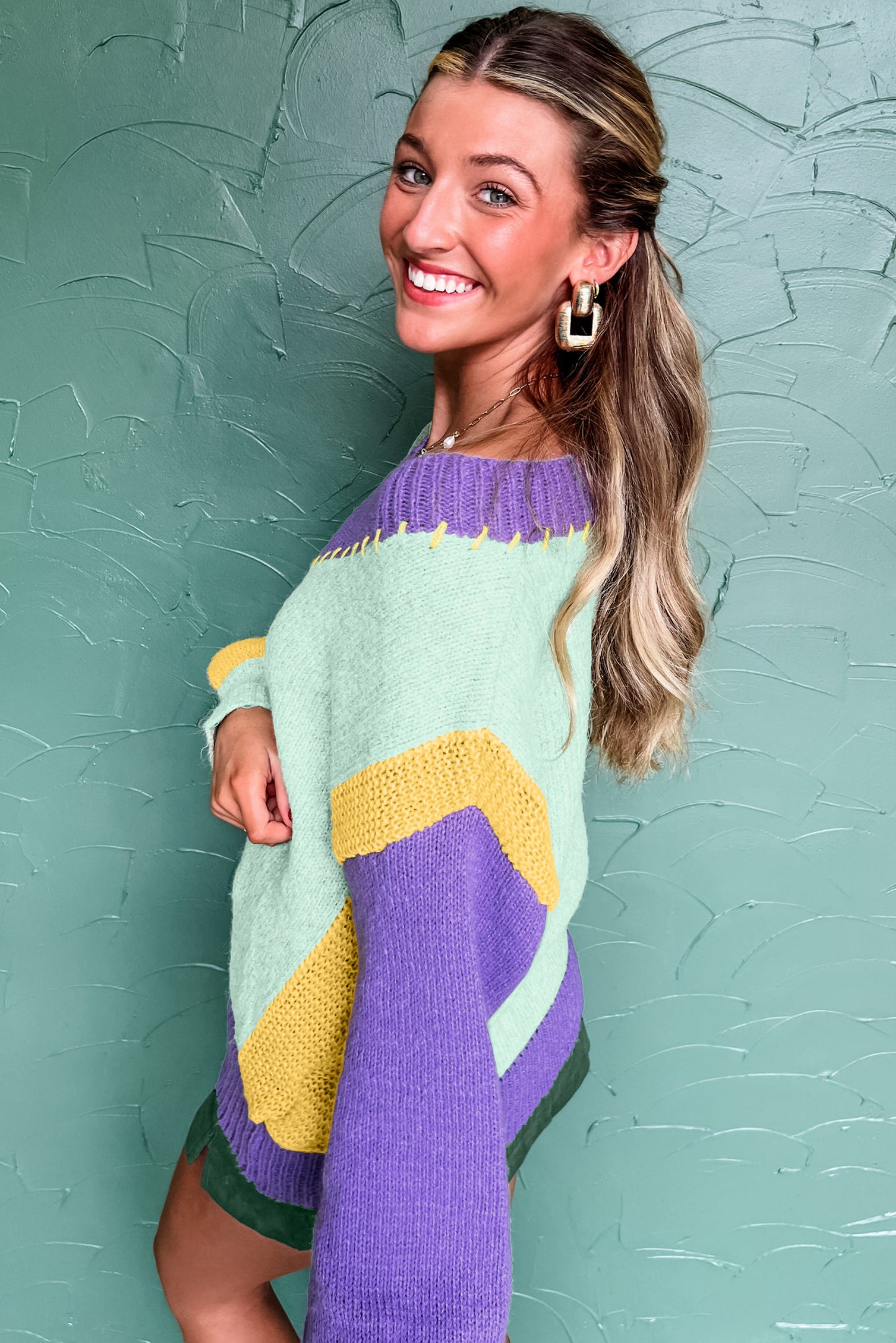 Green Stitched V Neck Color Block Knitted Drop Shoulder Sweater