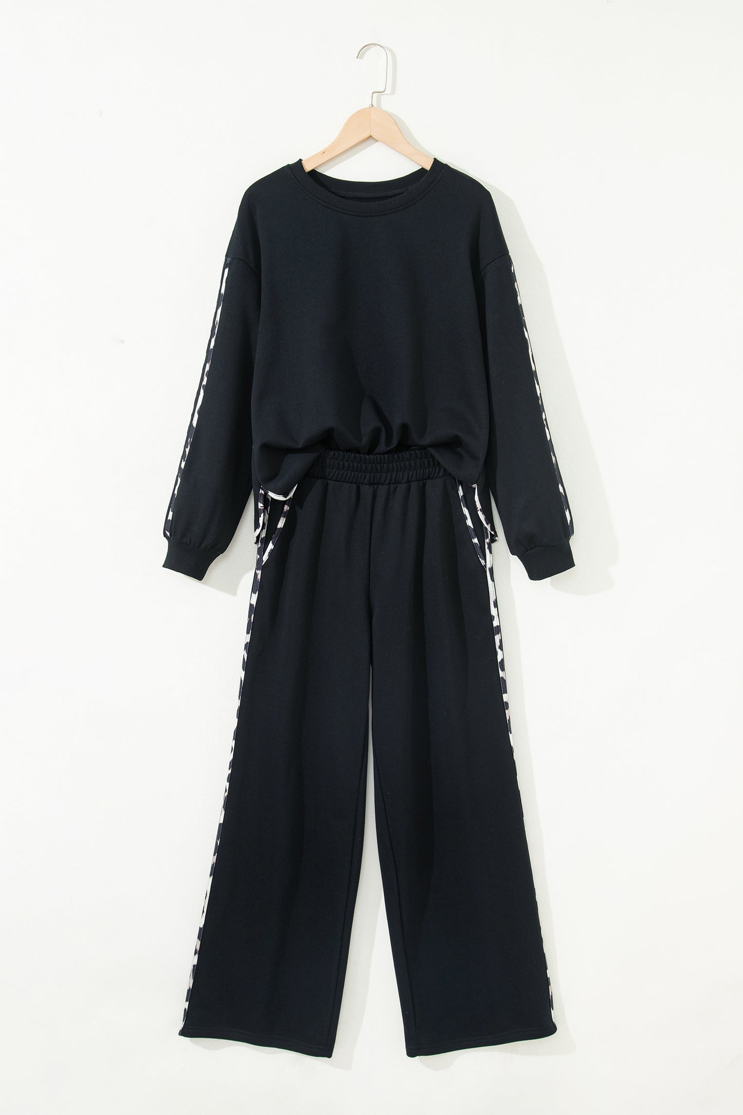 Black Contrast Leopard Trim Casual Sweatshirt Pant Set
