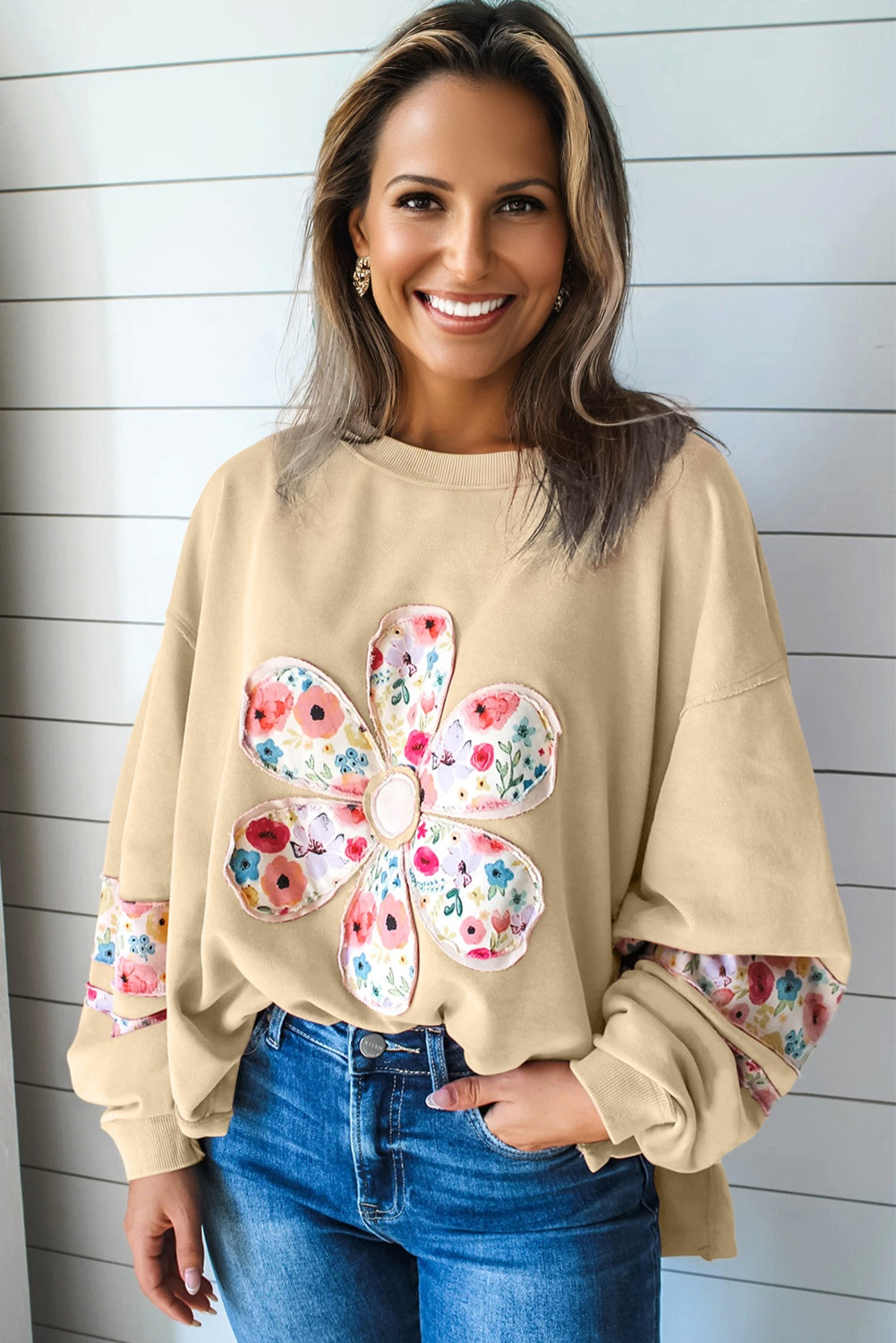 Wisteria Floral Applique Baggy Pullover Sweatshirt