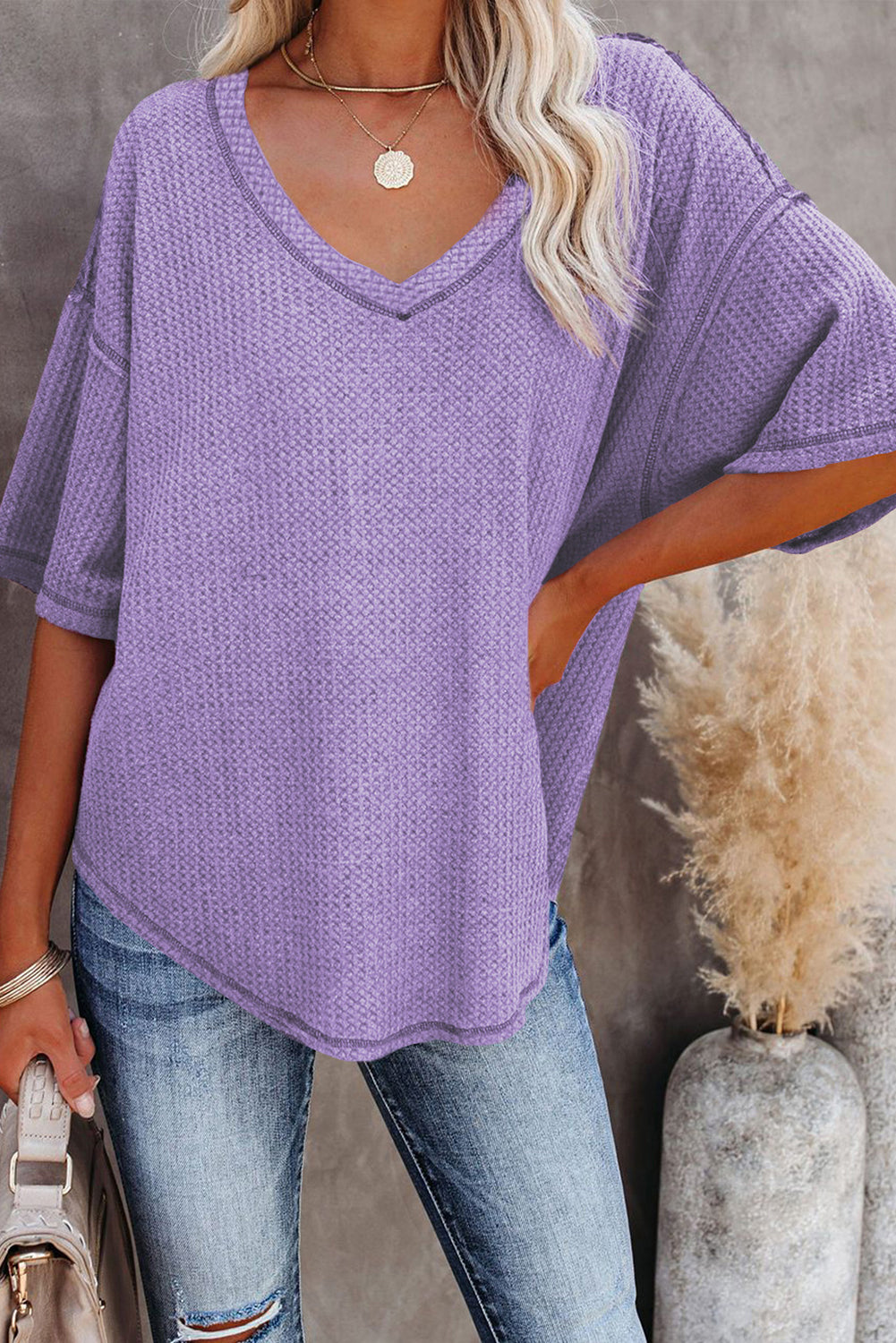 Gray Exposed Seam Half Sleeve Knitted V Neck Textured Top