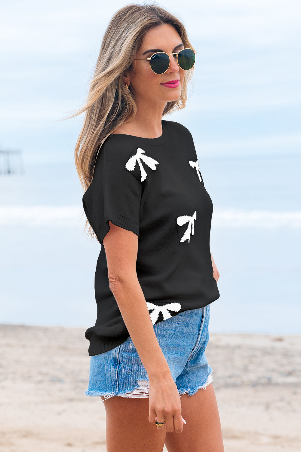 White Bow Pattern Knit Short Sleeve Sweater