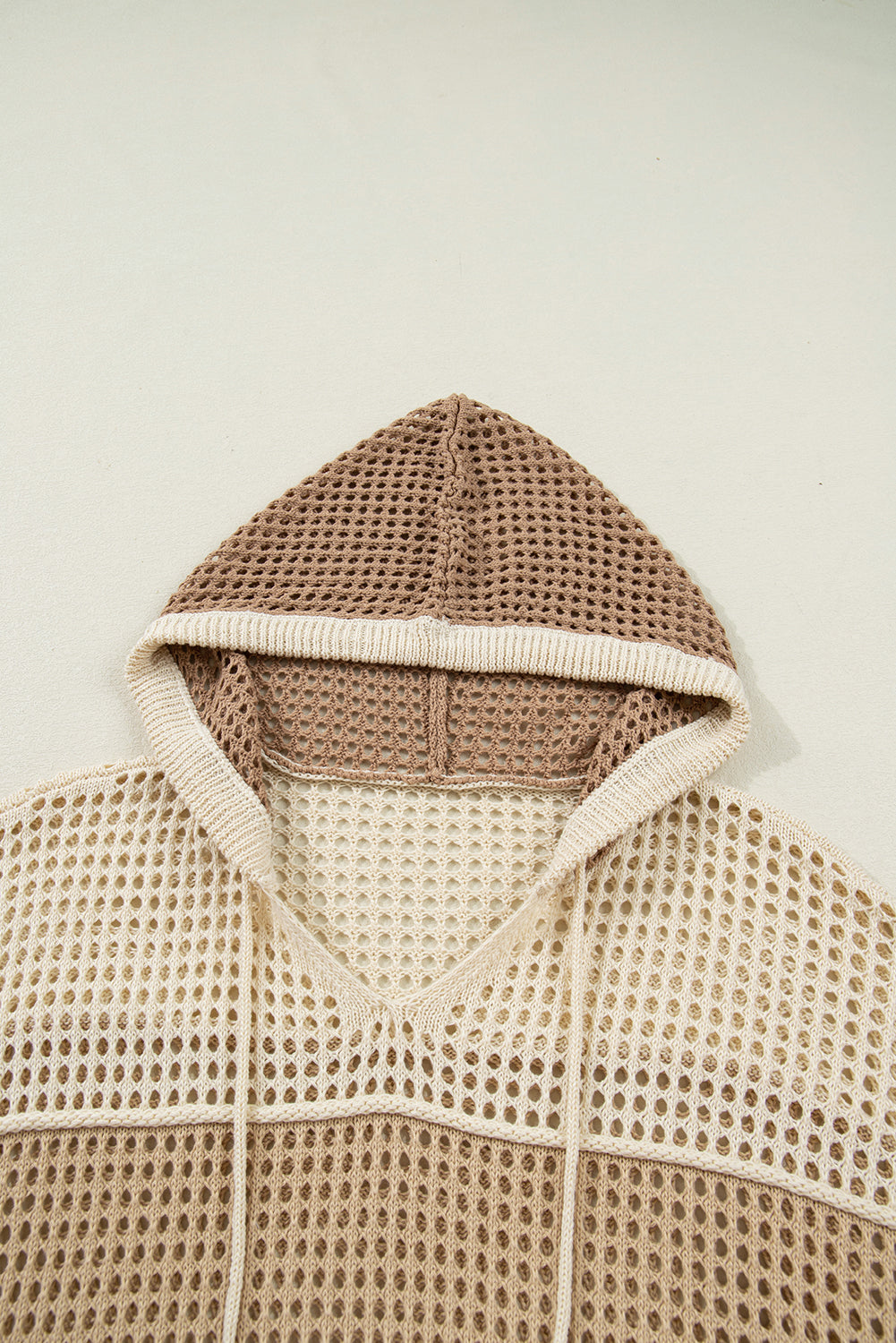 Parchment Colorblock Hollowed Knit Plus Size Hooded Jumper Sweater