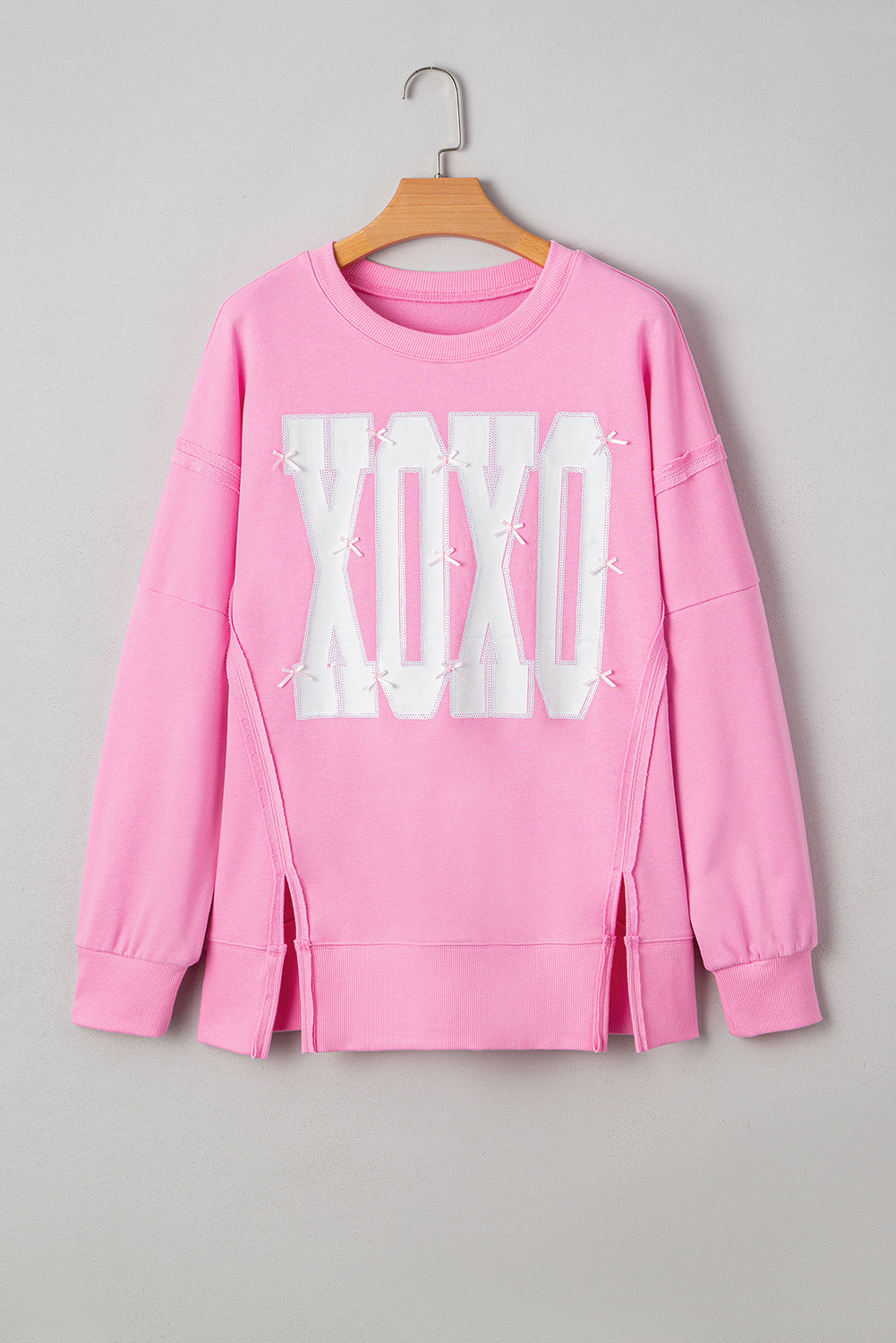 Pink Bow Sequin XOXO Letter Graphic Exposed Seam Baggy Sweatshirt