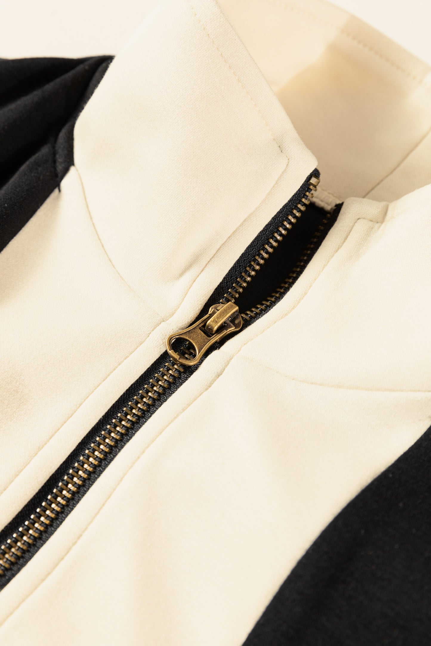 Black Two-tone Long Sleeve Zipped Front Casual Romper