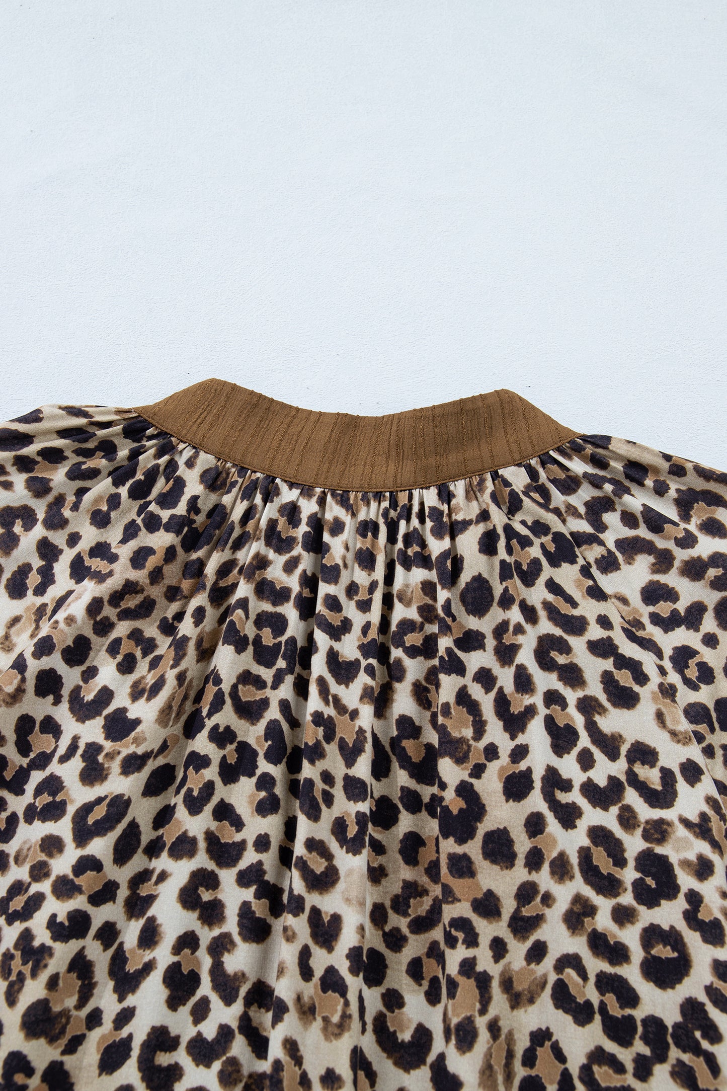 Brown Plus Size Leopard Print Crinkled Colorblock Patchwork V Neck Blouse