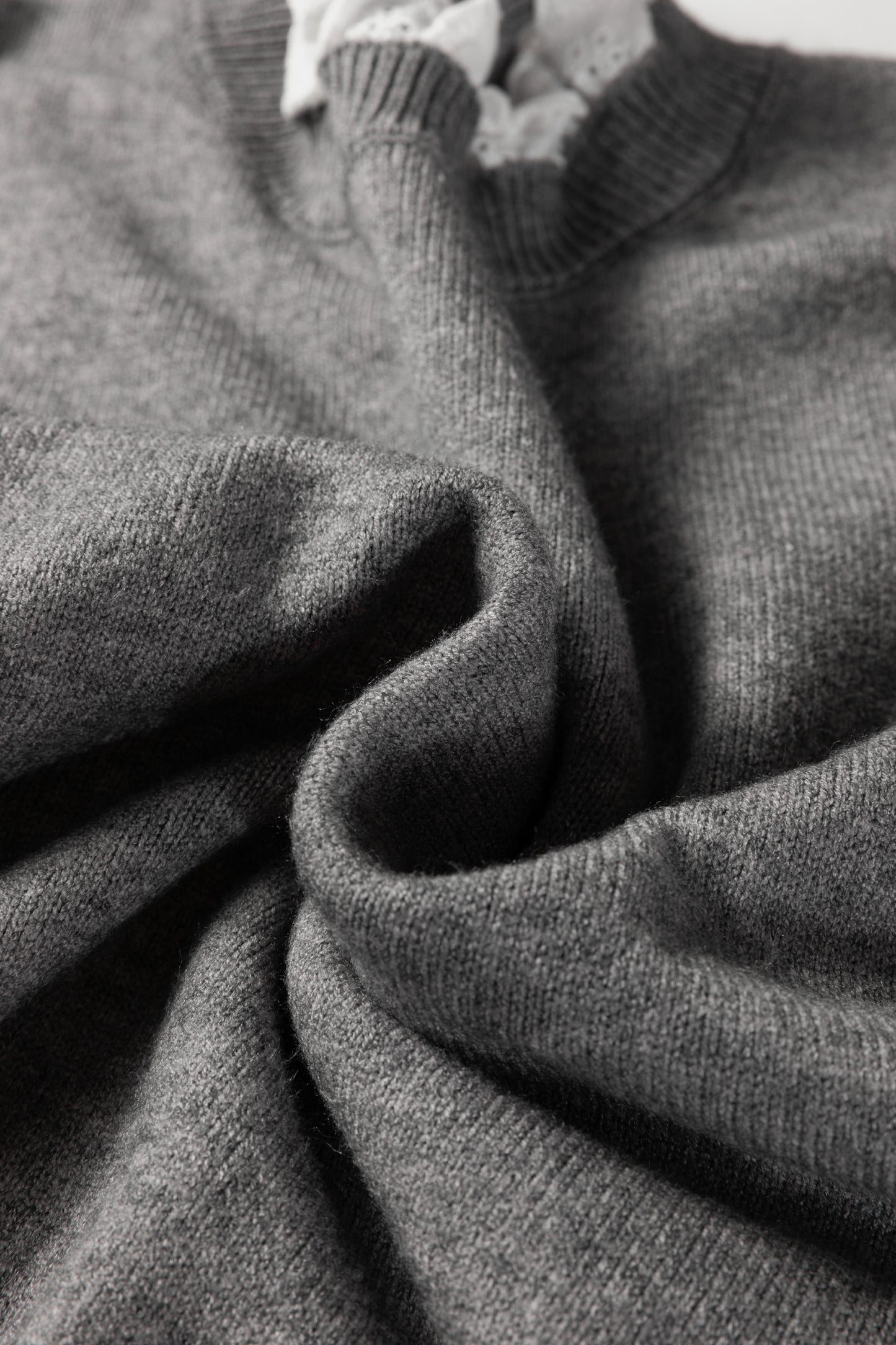 Sleet Lace Trim Patchwork Buttoned Cuffs Loose Sweater