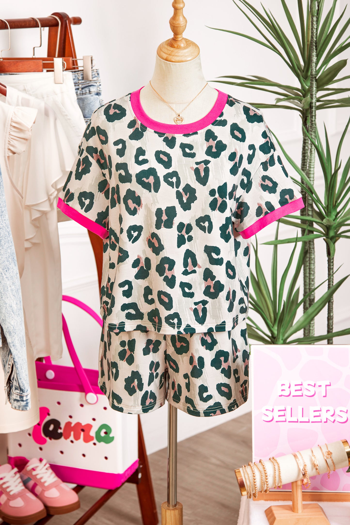 Brown Unique Leopard Print Contrast Trim Top Loose 2pcs Short Set