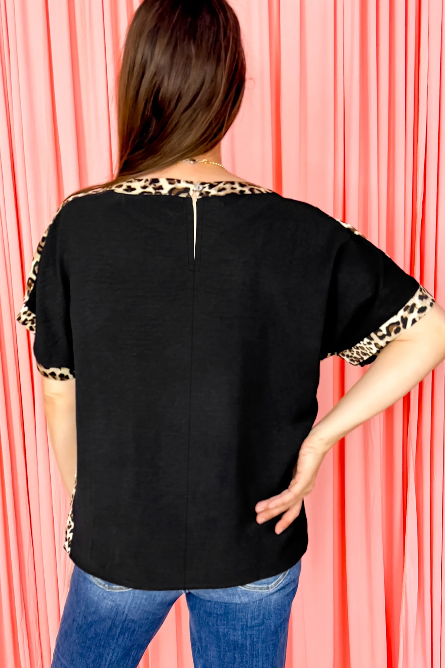 Black Plus Size Leopard Patchwork Round Neck Loose Tee