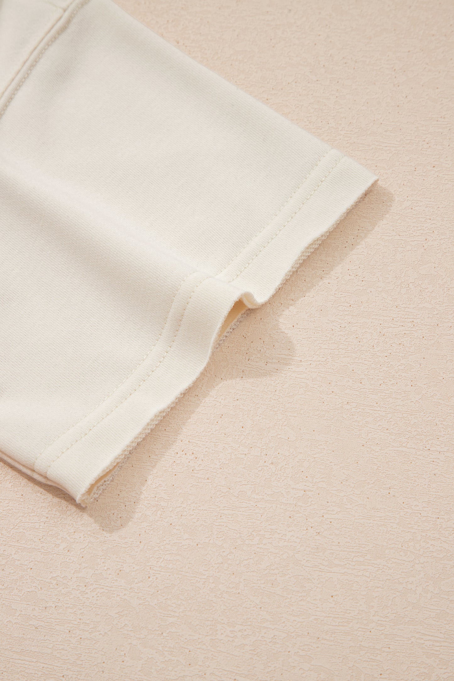 Jet Stream Solid Color Contrast Textured Patchwork Raw Edge 2pcs Short Set