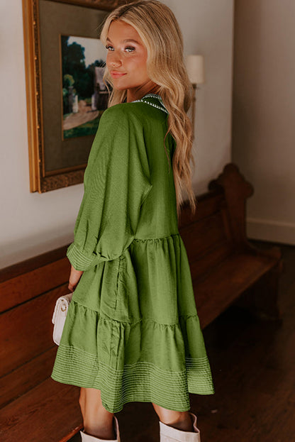 Jungle Green Contrast Stitched V Neck 3/4 Sleeve Tiered Mini Dress