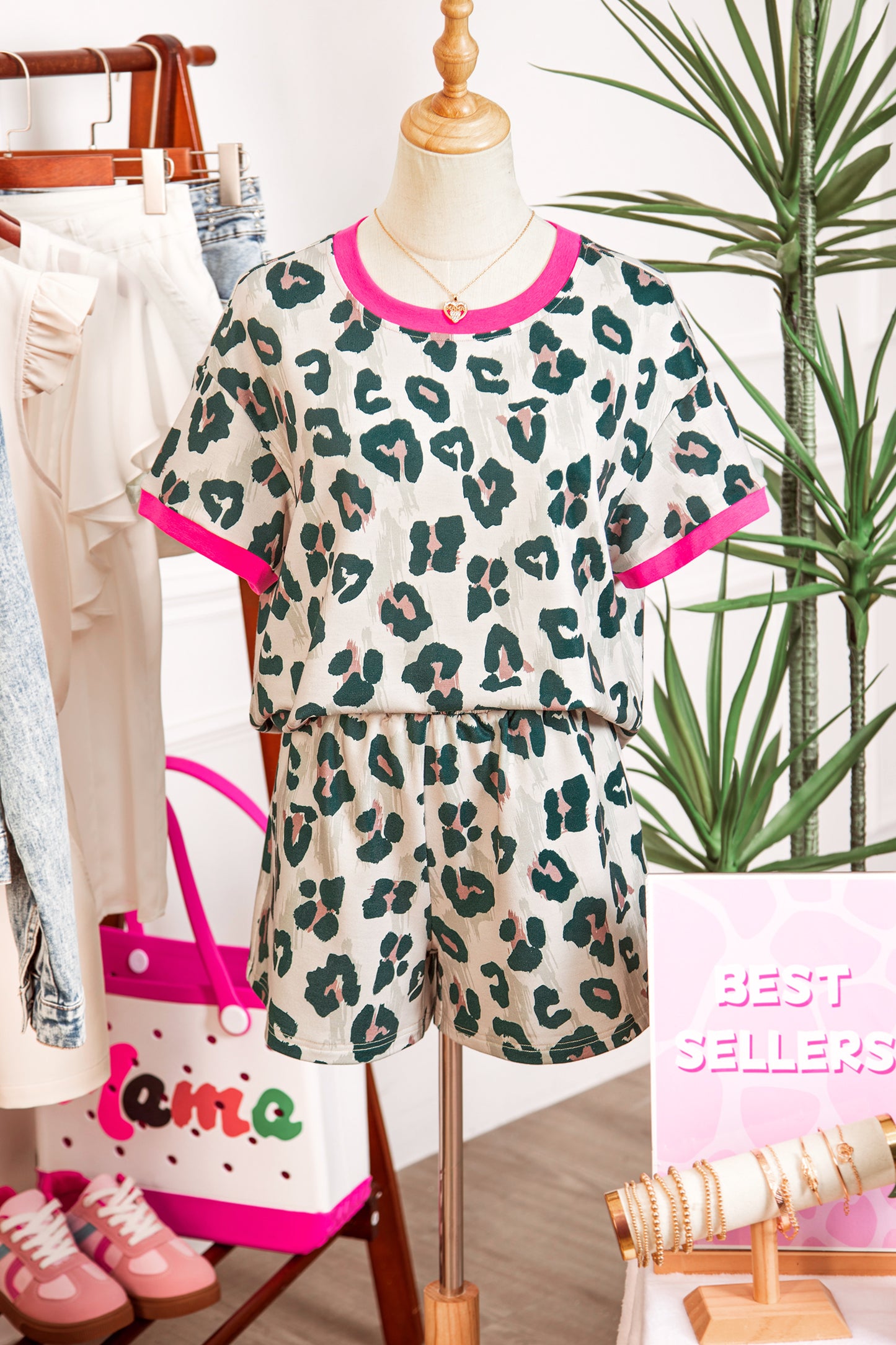 Brown Unique Leopard Print Contrast Trim Top Loose 2pcs Short Set